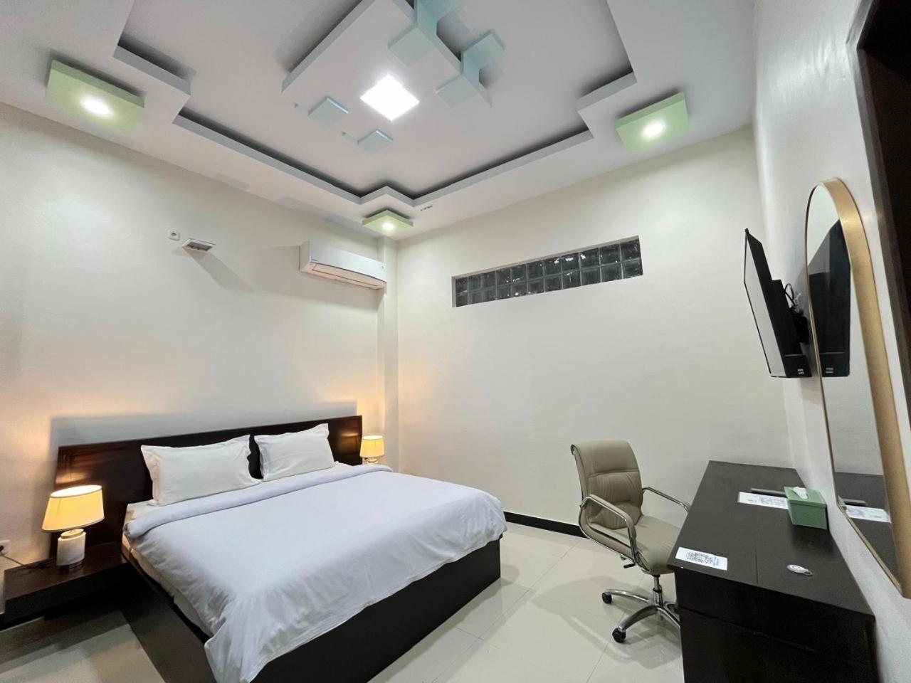 Dj Hotel Raha Екстер'єр фото